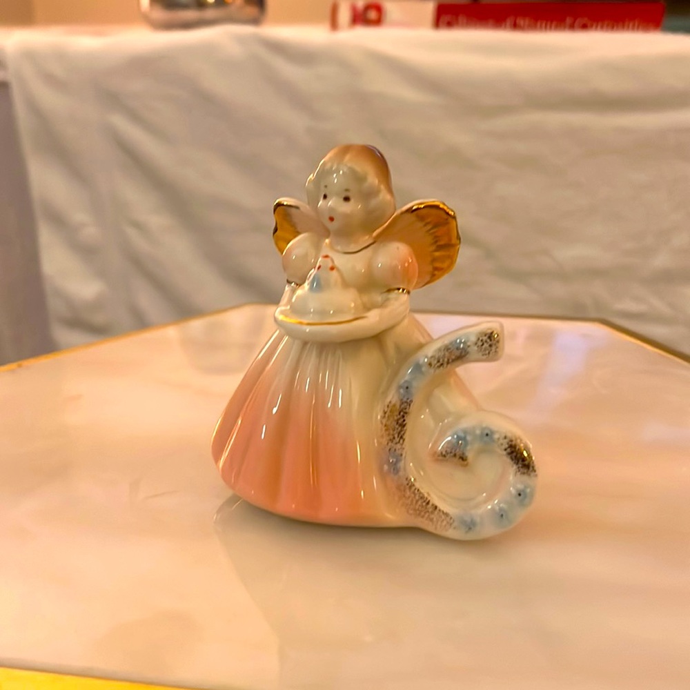 Josef Originals 6 year old birthday vintage figurine doll. Excellent condition!